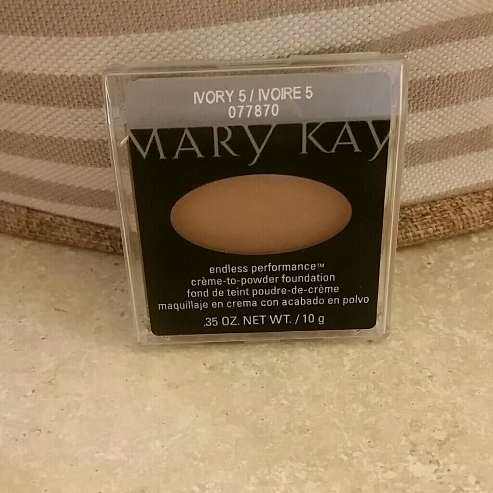 Ivory 5 Endless Performance Creme-to-Powder